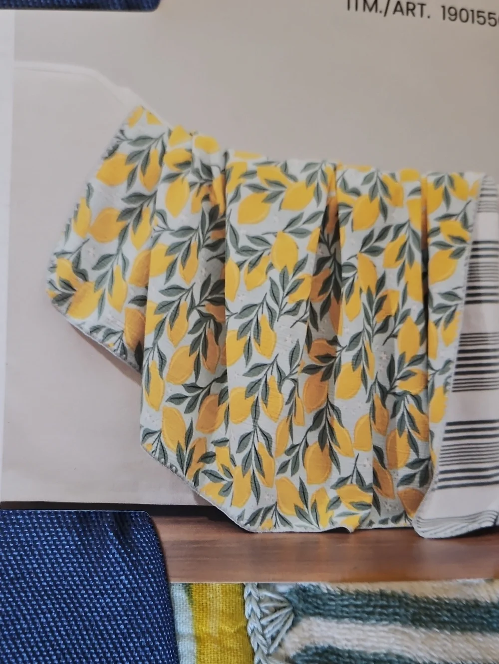 Artist Collection Cotton Gauze Throw - Lemon Print
